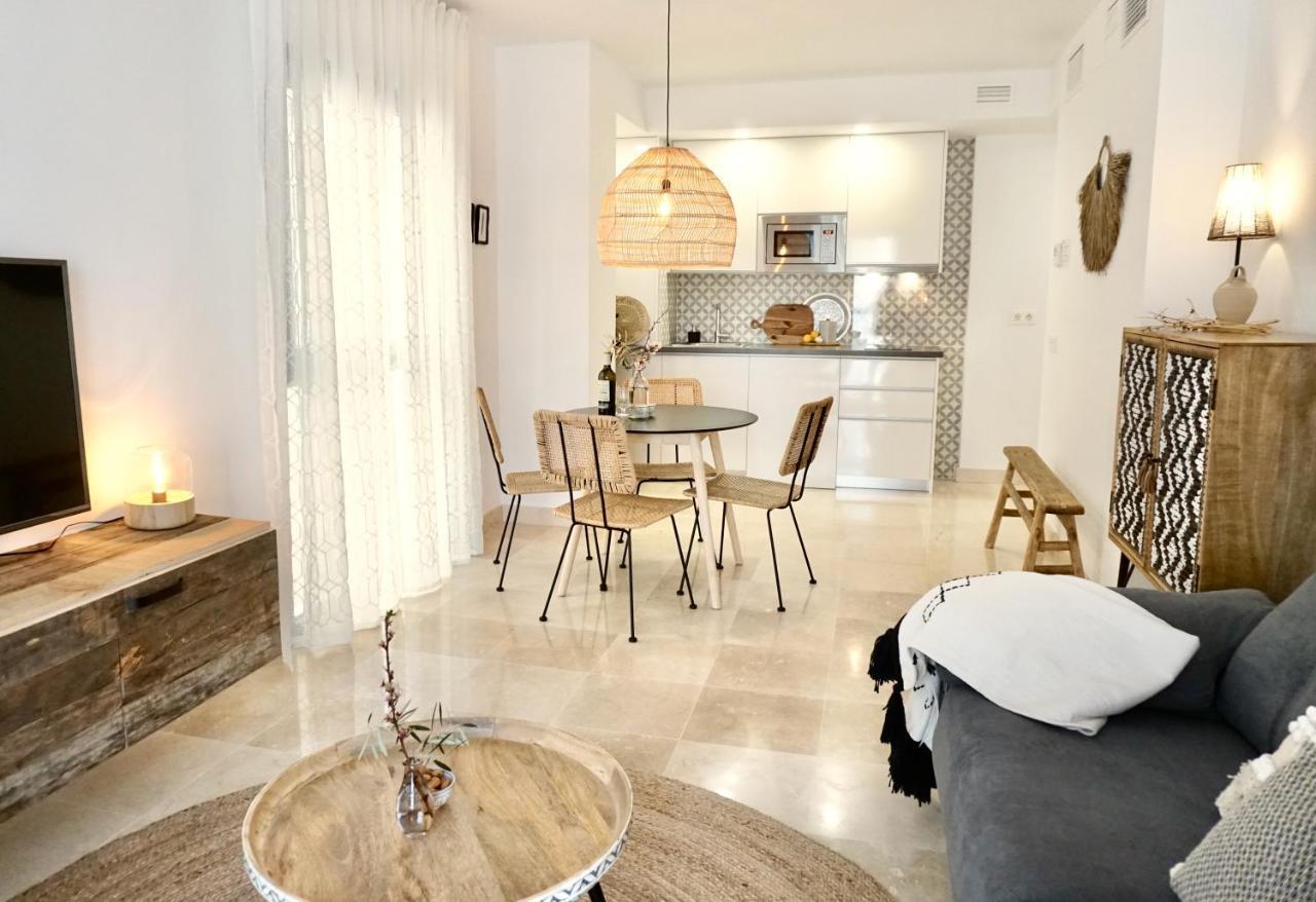 Apartmán Madmar Maria Zambrano Màlaga Exteriér fotografie